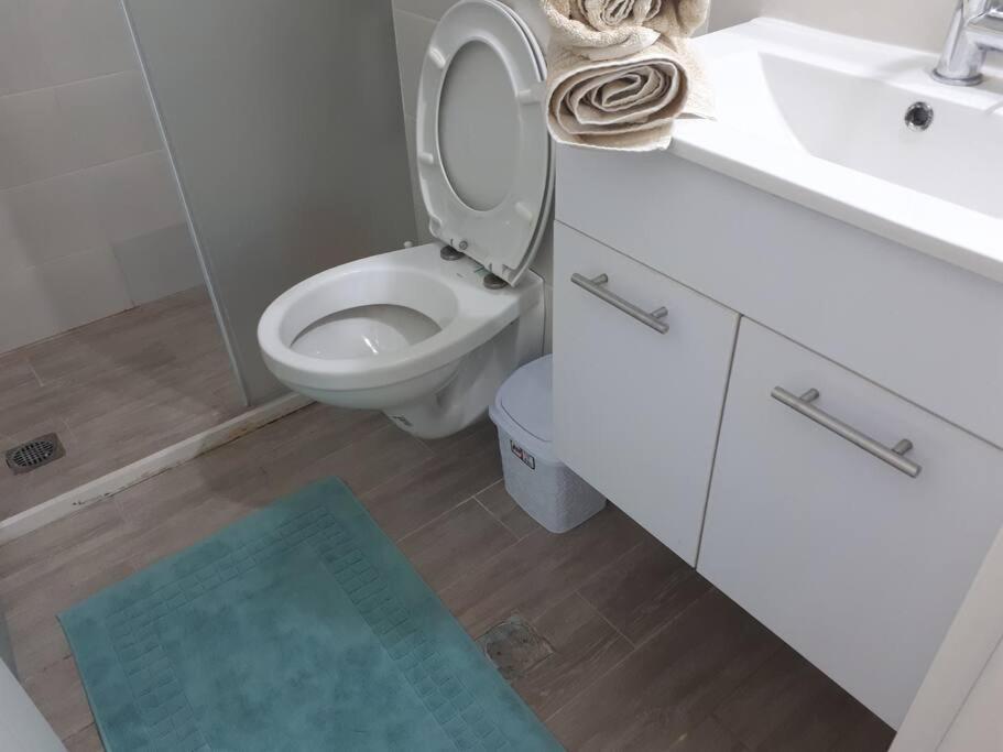 Oded Inviting Housing Apartman Jeruzsálem Kültér fotó